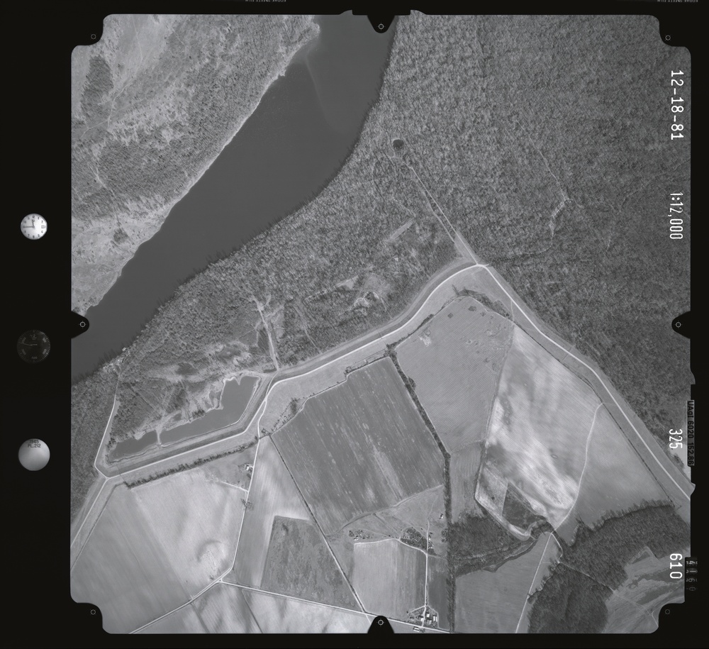 081075.037 - Ark River.325.3