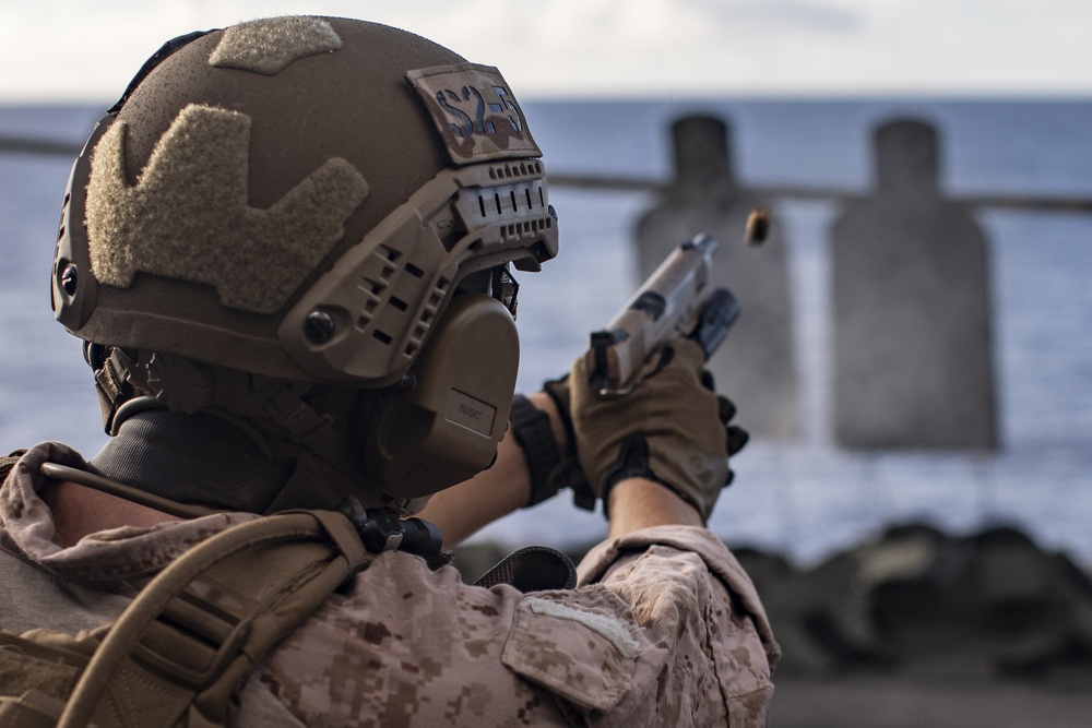 11th MEU ADRD conducts small arms range