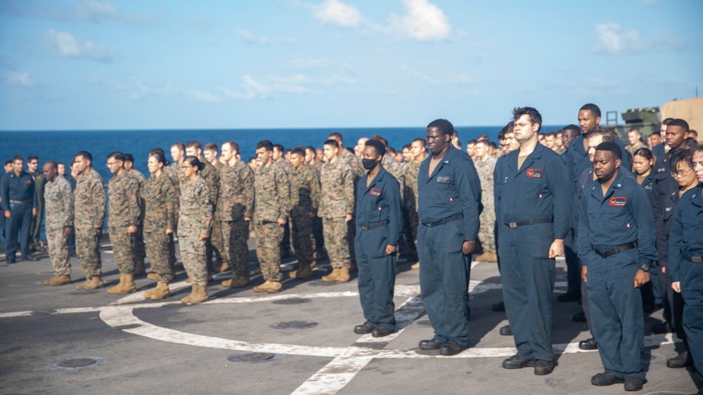 11th MEU Marines, Essex ARG Sailors Honor 9/11 First Responders