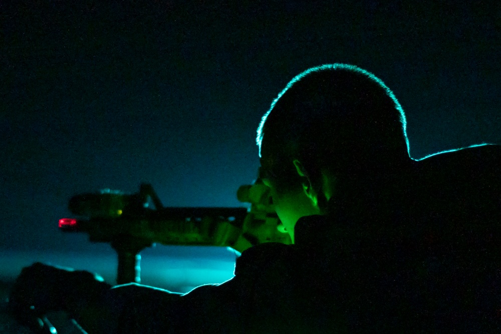 11th MEU ADRD Conducts Night Range Aboard USS Pearl Harbor