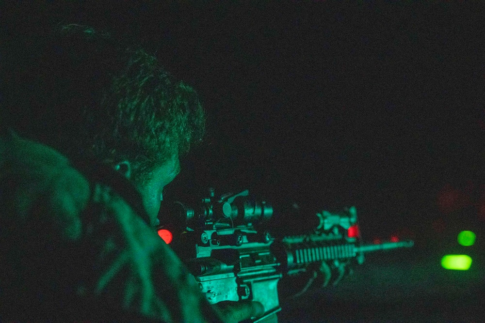 11th MEU ADRD Conducts Night Range Aboard USS Pearl Harbor