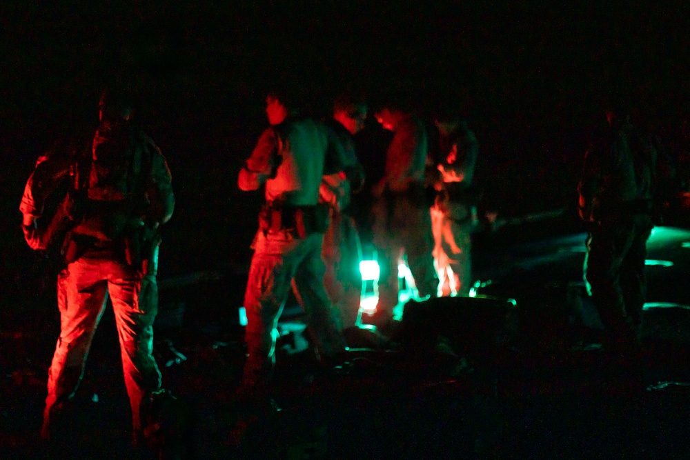 11th MEU ADRD Conducts Night Range Aboard USS Pearl Harbor