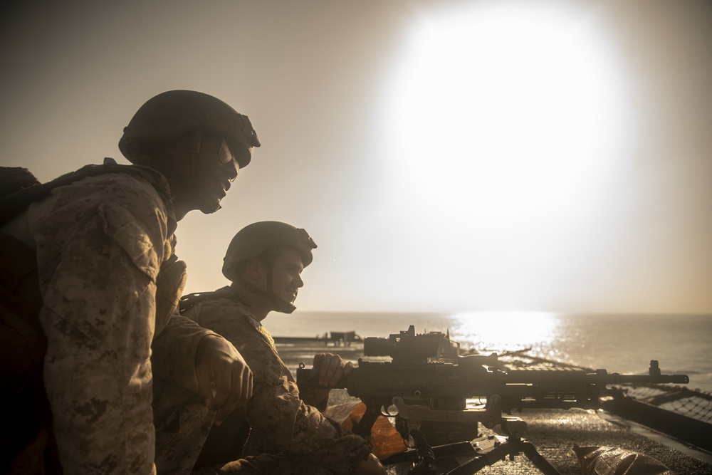 11th MEU, USS Pearl Harbor transit Strait of Hormuz