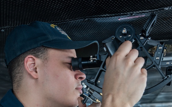 USS Ronald Reagan (CVN 76) Navigation Watchstanders