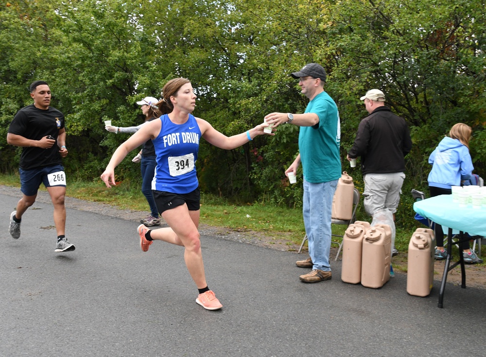Volunteers strengthen communities with kindness, support