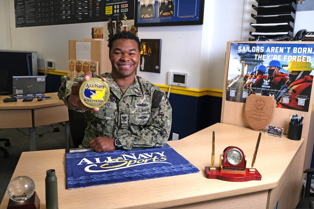 NTAG Pacific Northwest Recruiter, All-Navy Team Wrestler Aims to Become World Champion
