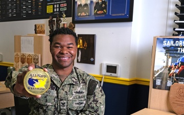 Navy Recruiter, All-Navy Wrestler Aims to Become World Champion