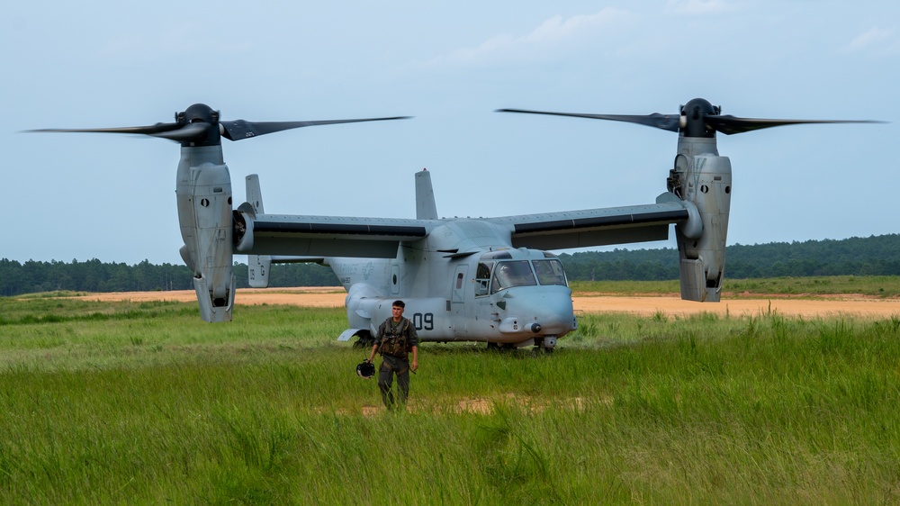 USACAPOC(A) MV-22 JOINT AIRBORNE OP