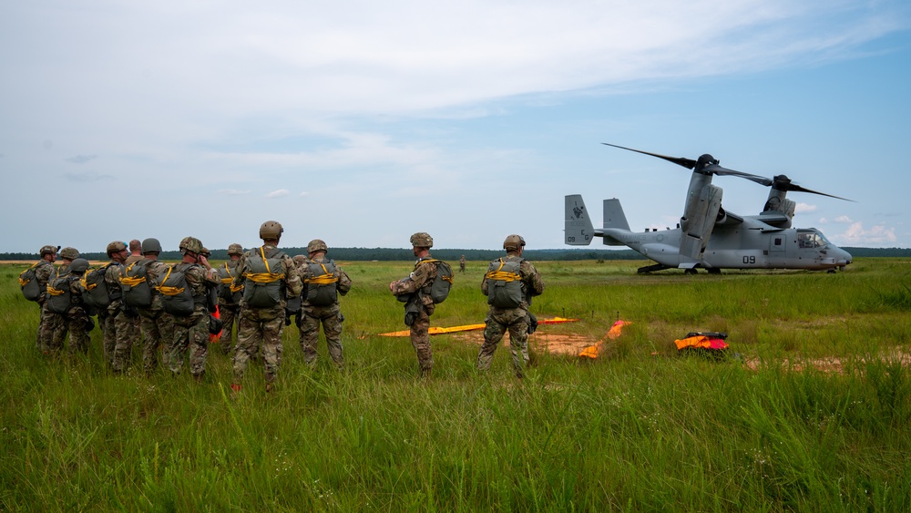 USACAPOC(A) MV-22 JOINT AIRBORNE OP