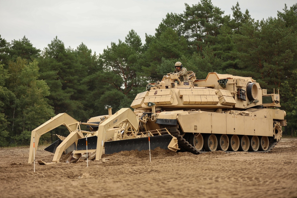 1st Brigade Engineer Battalion, 1st Armored Brigade Combat Team, 1st Infantry Division conducts demonstration in Karliki, Poland