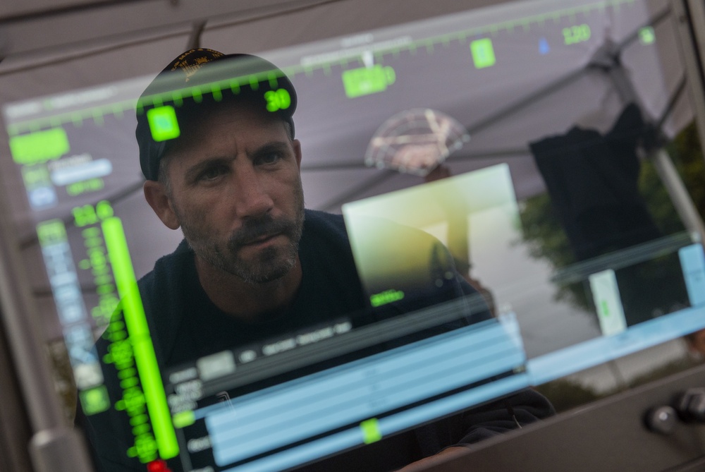 Pittsburgh District trains on new underwater remote operated vehicle