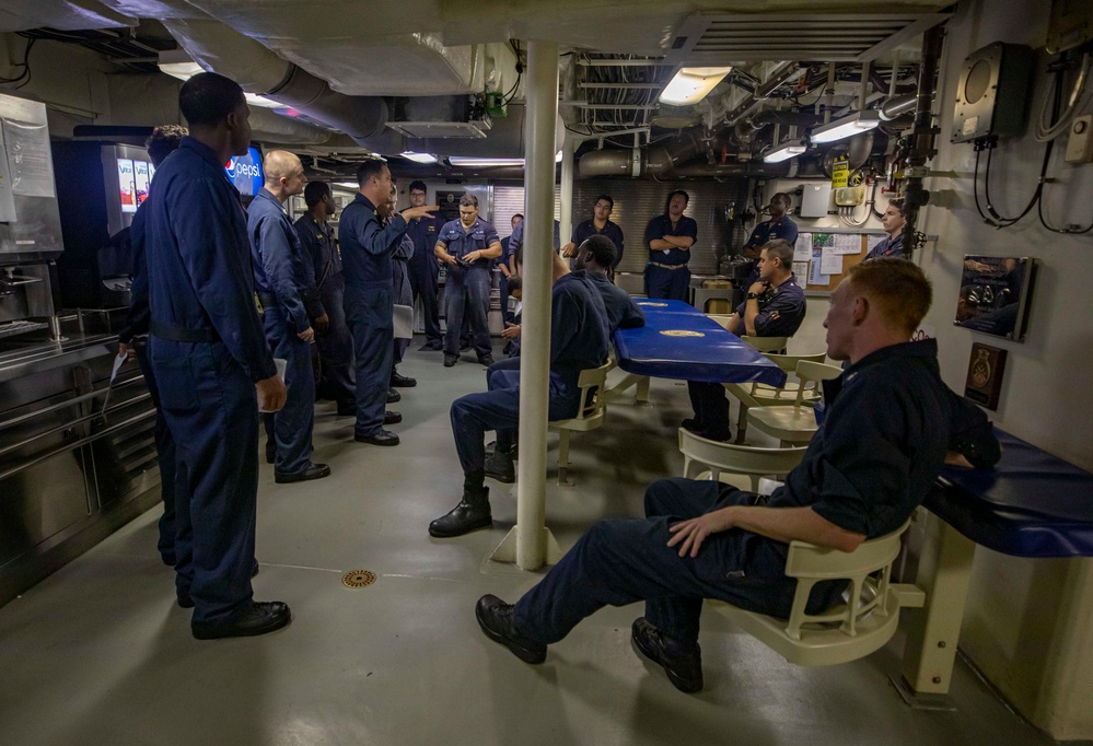 USS Billings Sailors Conduct Damage Control Training