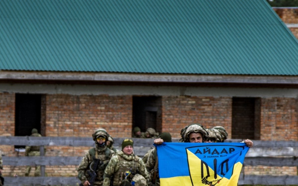 Ukrainian soldiers conduct urban operations demonstration at Rapid Trident 21