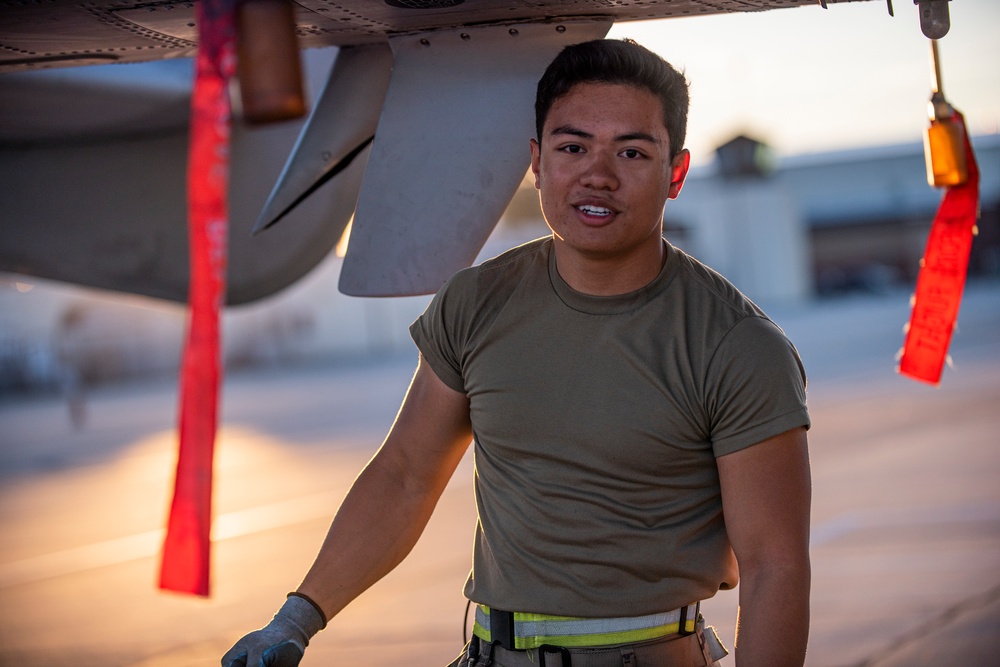 Idaho National Guard conducts night training operations