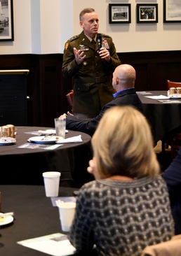 SMDC commander addresses AUSA breakfast