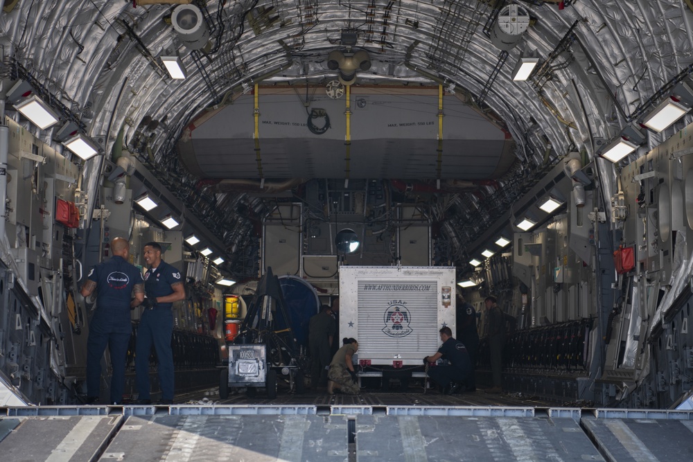 Thunderbirds load cargo ahead of California Capital Airshow