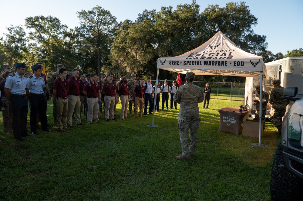 AFSOC deputy commander visits future Air Force leaders at FSU, FMU