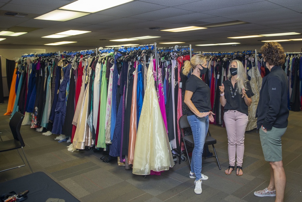 Pendleton residents dress to impress during ball gown giveaway