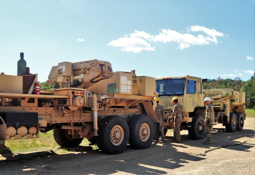 Fort McCoy RTS-Maintenance holds Wheeled Vehicle Recovery Operations Course