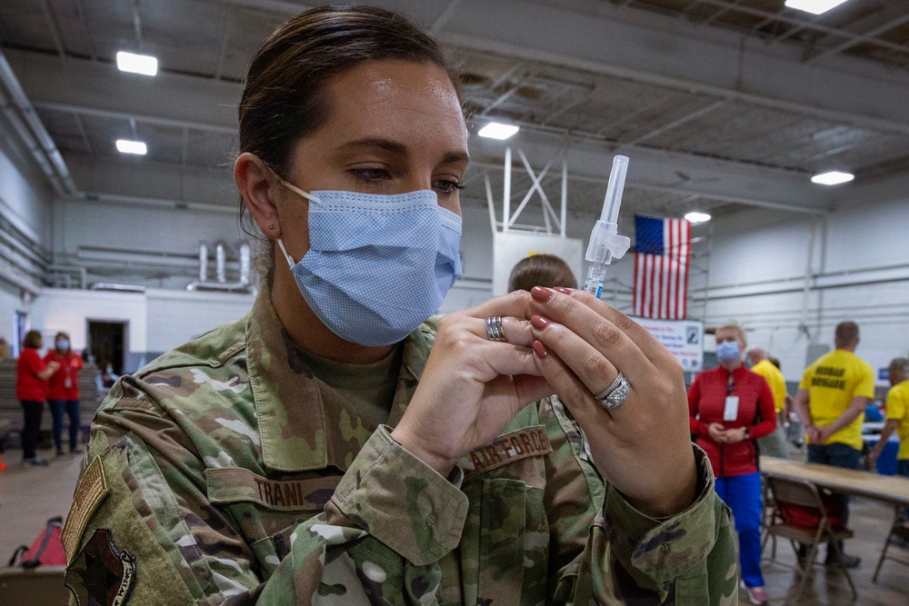 New Jersey Air Guard serves at Stand Down