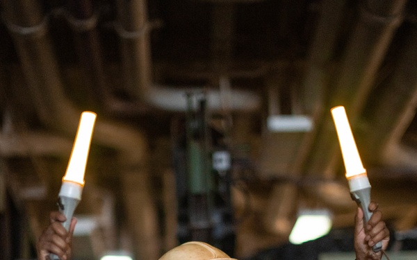 USS Essex LCAC Operations