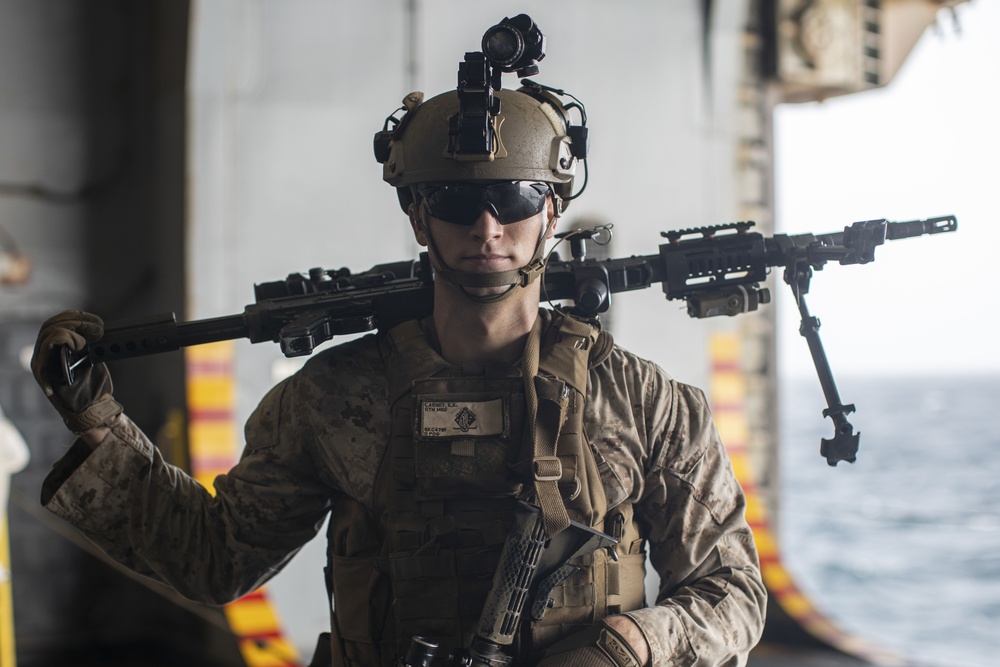 11th MEU QRF drill aboard USS Essex