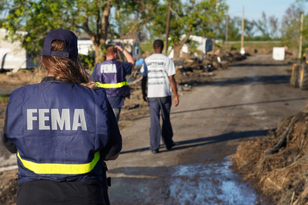 Hurricane Ida: FEMA Disaster Survivor Assistance  in Ironton, Louisiana