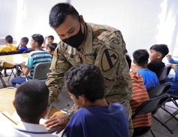 Soldiers help teach language classes to Afghan evacuees