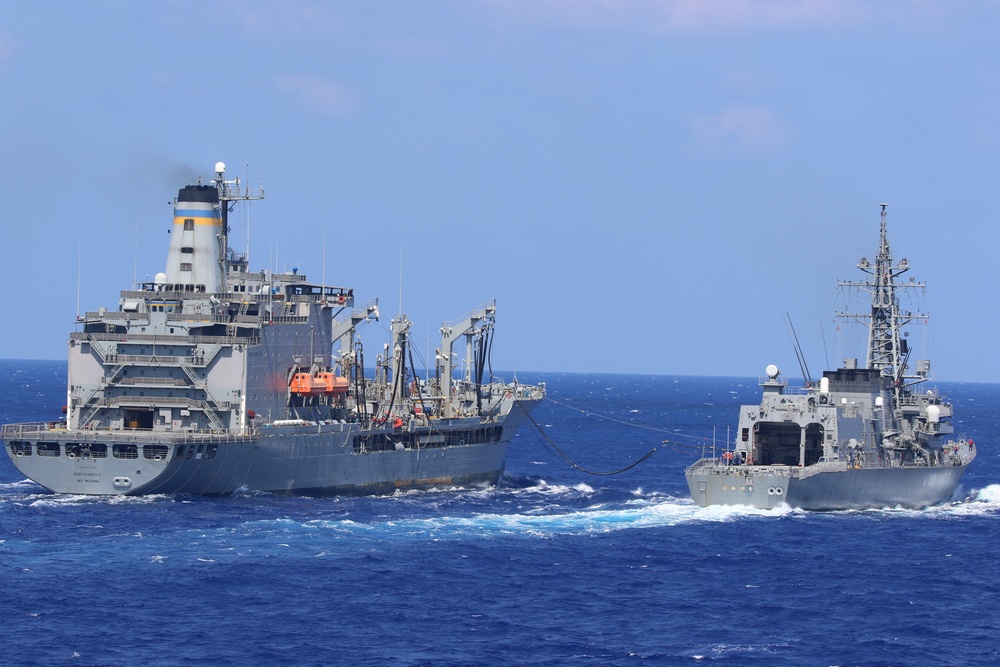 USNS Rappahannock (T-AO 204) Conducts a Replenishment-At-Sea with JMSDF Destroyer