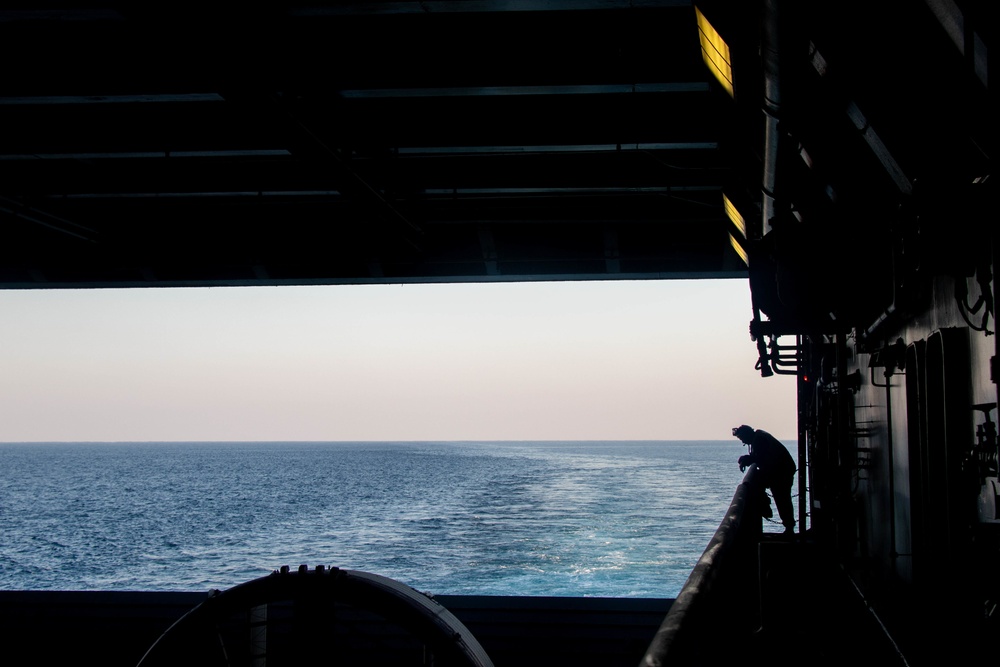 USS Portland LCAC Operations