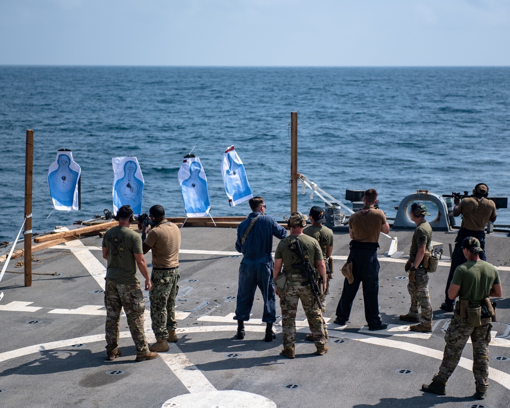 USS O'Kane (DDG 77) Conducts Live-Fire Exercise