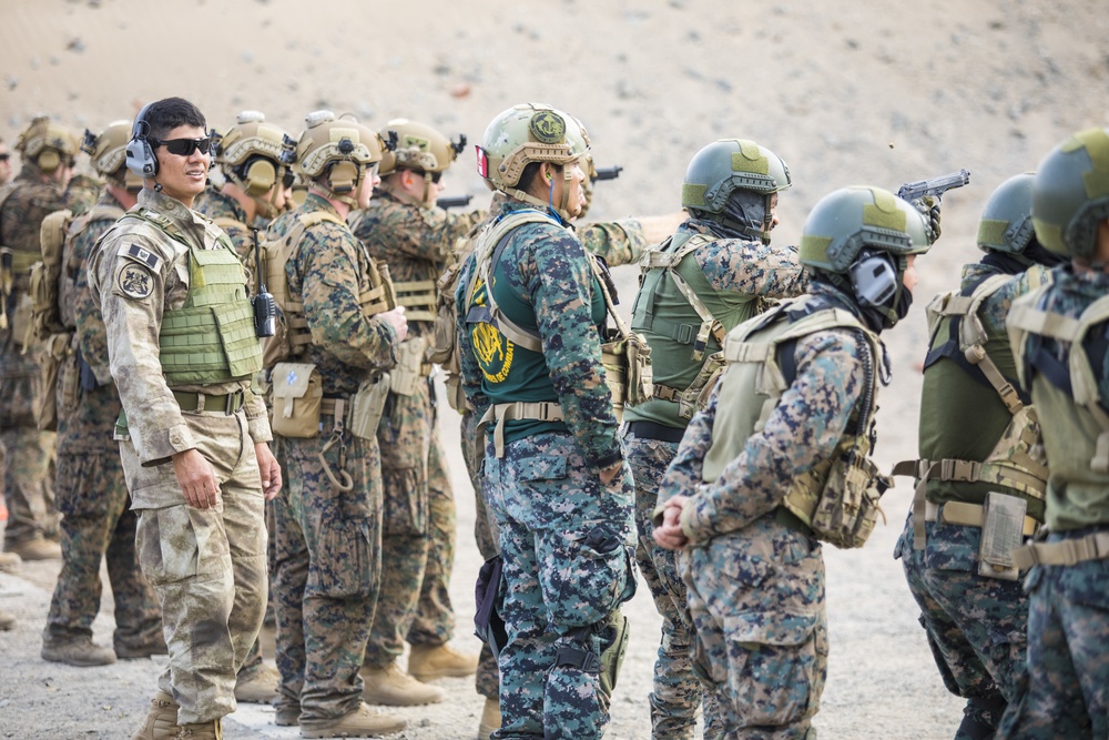 DVIDS - Images - UNITAS 2021: U.S. Recon Marines and Peruvian Marine  Commandos participate in a live-fire range [Image 5 of 14]