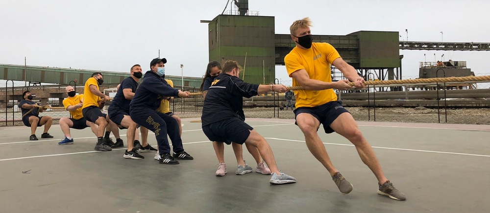 Patrol Squadron (VP) 9 Competes in a Tug-of-War Competition