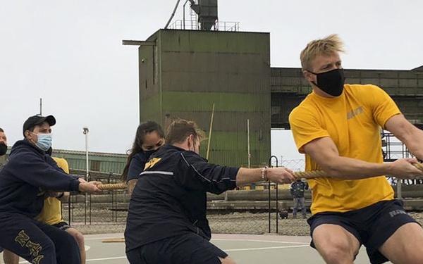 Patrol Squadron (VP) 9 Competes in a Tug-of-War Competition