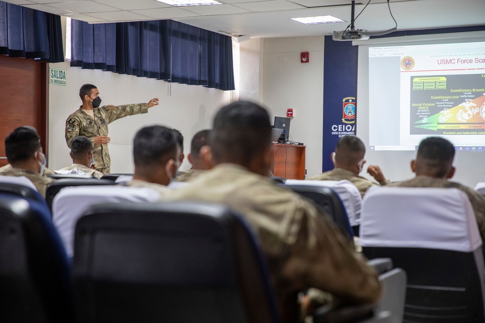 UNITAS 2021: USMC Civil Affairs team brief Peruvian Marines