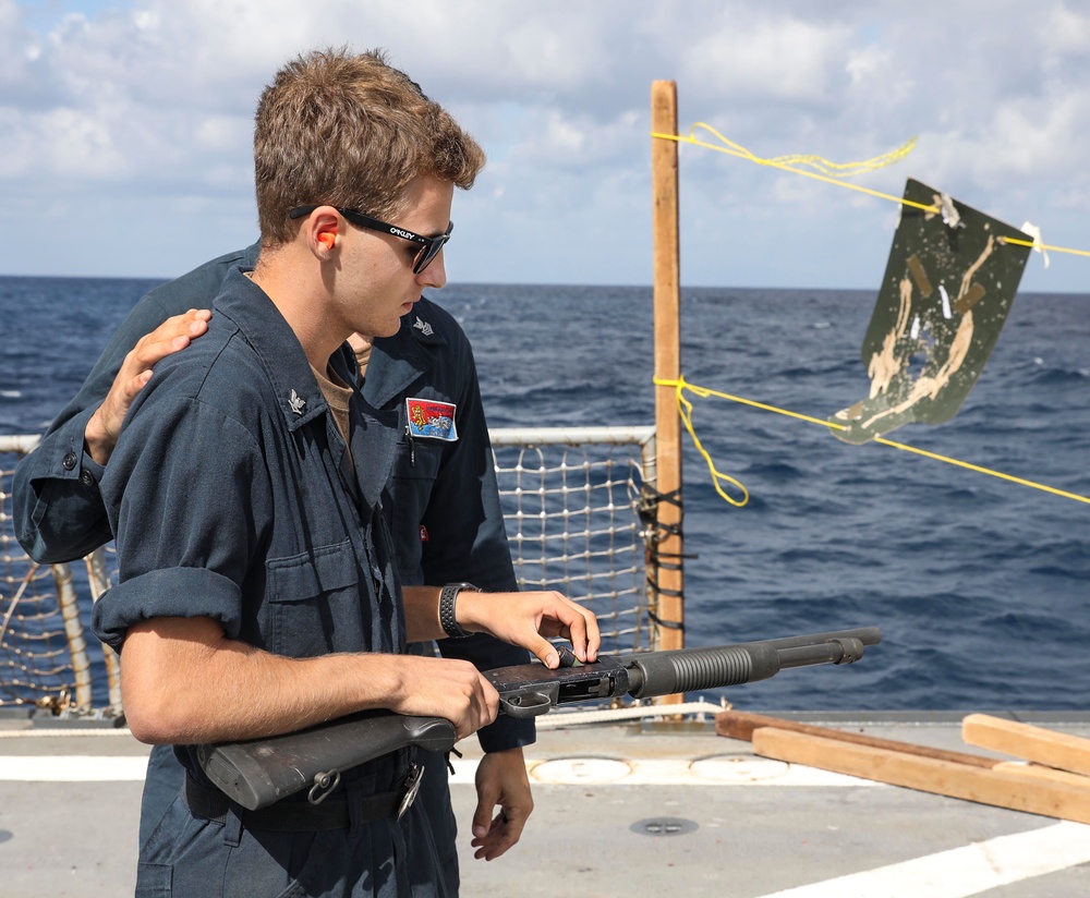 USS Benfold Conducts Live-Fire Gunnery Exercise