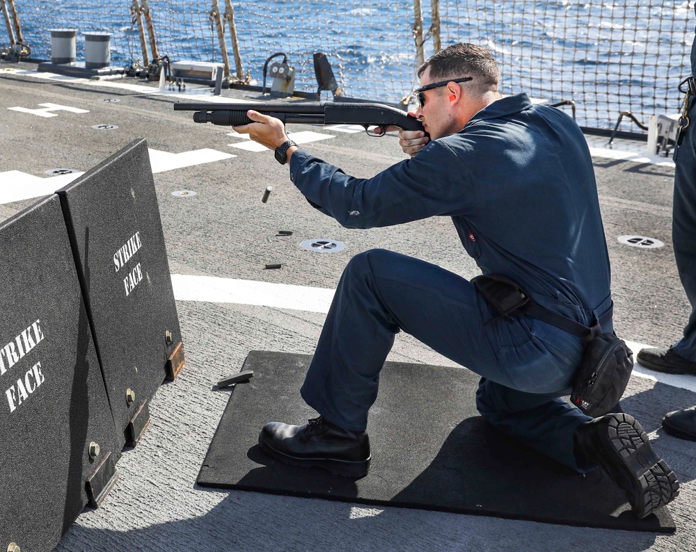 USS Benfold Conducts Live-Fire Gunnery Exercise