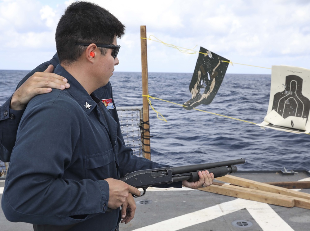 USS Benfold Conducts Live-Fire Gunnery Exercise