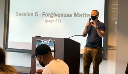 Soldiers strengthen marriages on island Strong Bonds trips