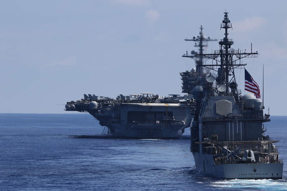 Carl Vinson Carrier Strike Group Render Honors to Japan Maritime Self-Defense Force