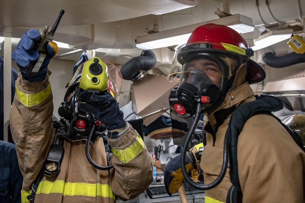 DVIDS - Images - USS O'Kane (DDG 77) Conducts Firefighting Training ...