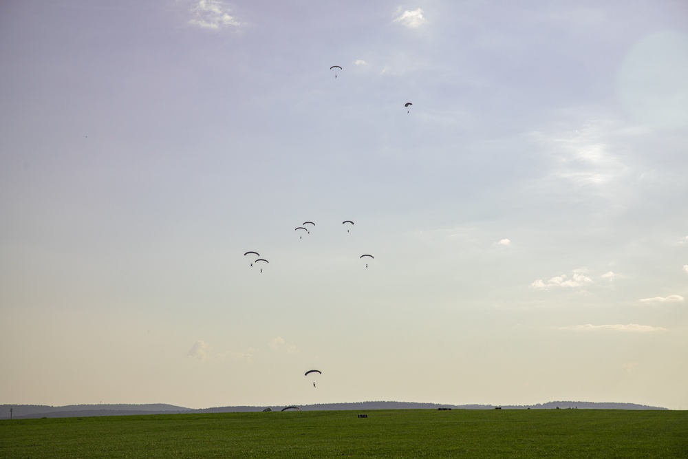 SOCEUR and SOCAFRICA conduct Airborne operations training