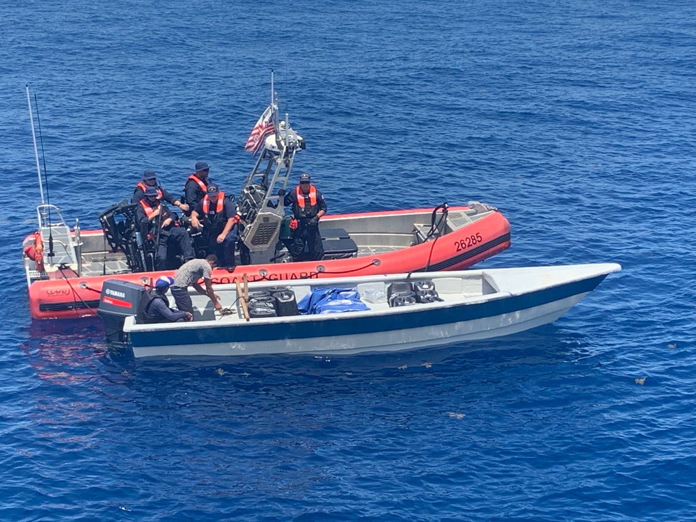 Coast Guard nabs 2 smugglers, seize $7.5 million in cocaine following interdiction in Caribbean Sea