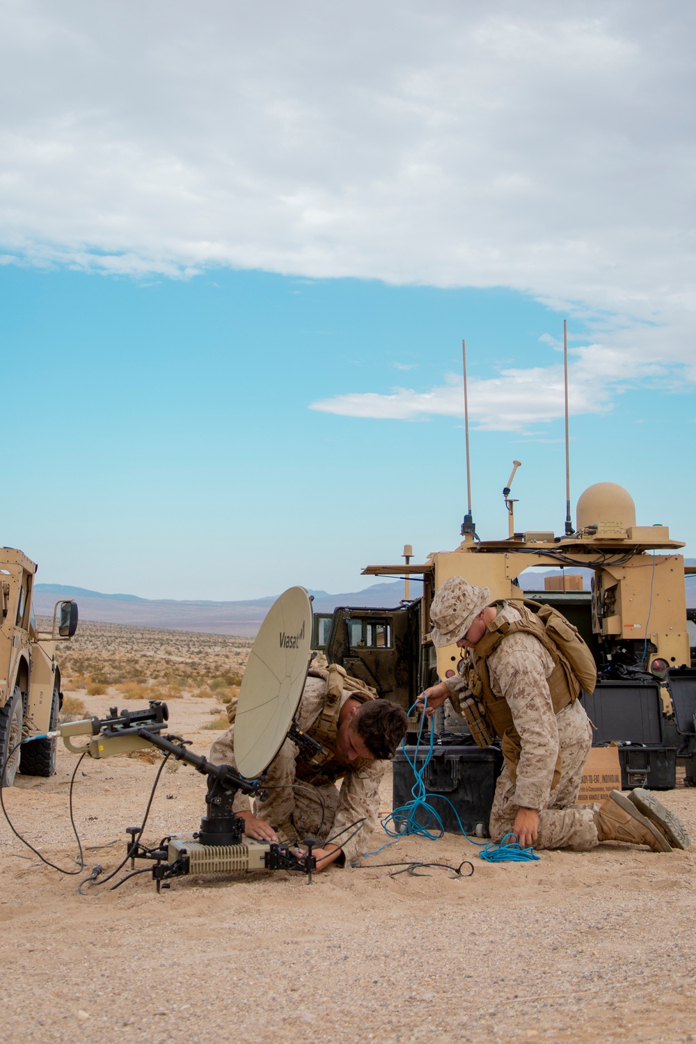 3d Marines Establish Network on the Move Systems