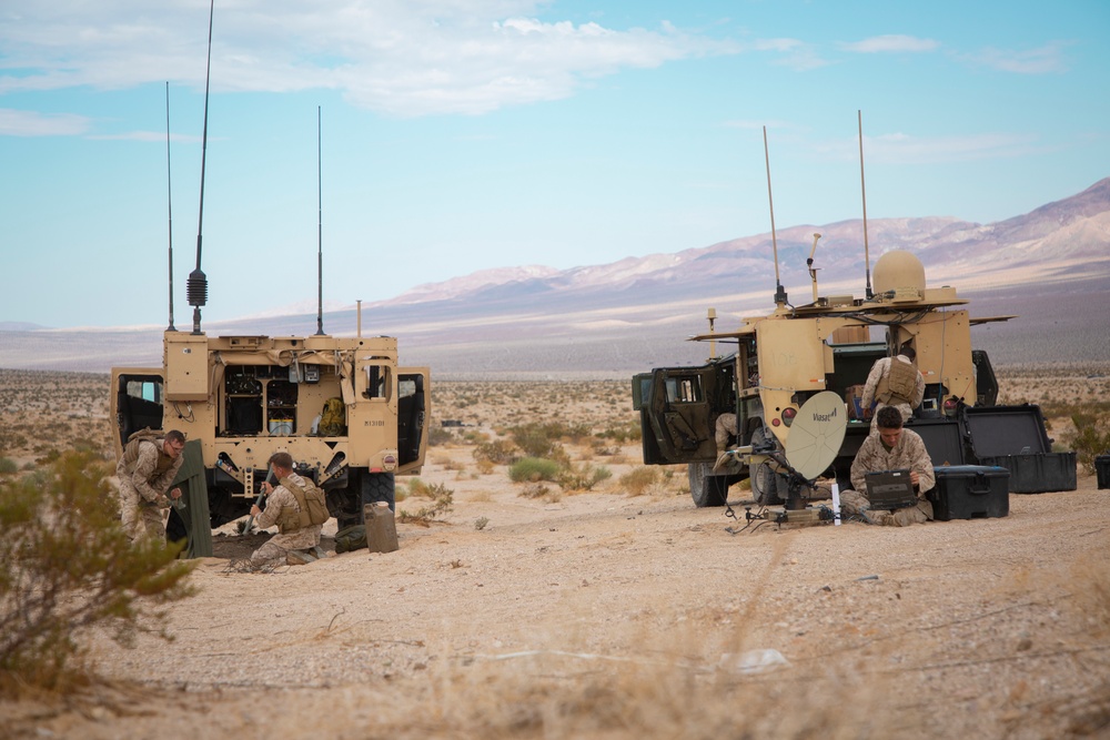 3d Marines Establish Network on the Move Systems