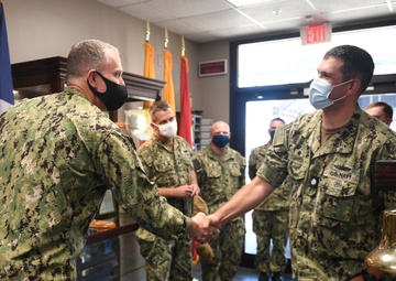 U.S. NAVSO/U.S. 4th Fleet Meets USS Donald Cook CO During Visit to 4th Fleet HQ