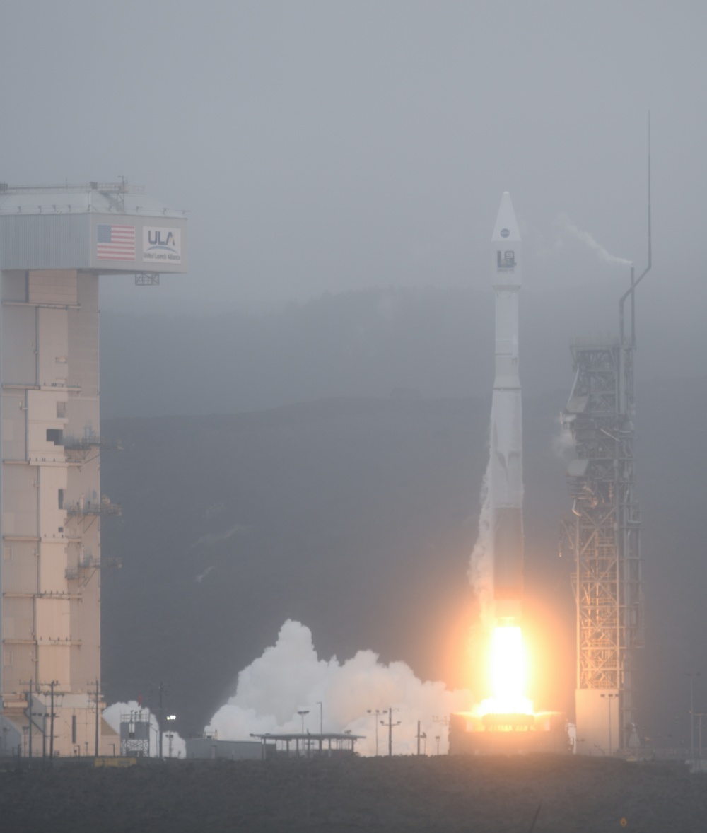 TEAM VANDENBERG LAUNCHES ITS 2000th MISSION TODAY -- AN ATLAS V