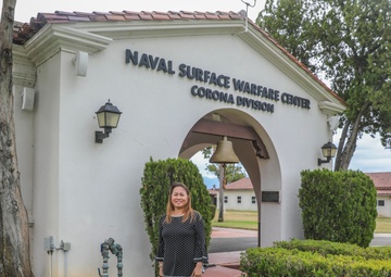 Navy Scientist Pays it Forward
