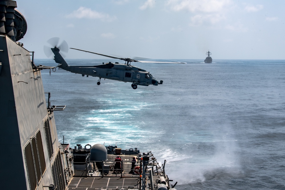 USS O'Kane (DDG 77) Conducts Flight Operations