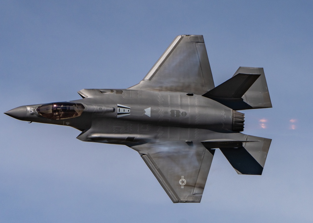 F-35A Demo Team flies at the Reno Air Races